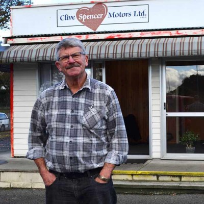 SPENCER: Clive Richard